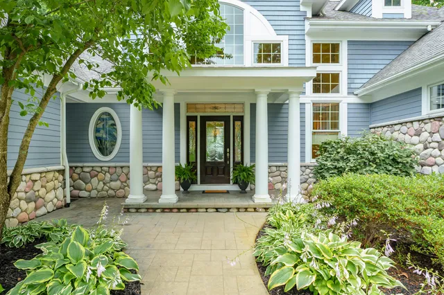 $1,590,000 | 9765 Sterling Road, Richland, MI 49083