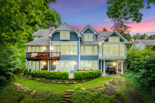 $1,590,000 | 9765 Sterling Road, Richland, MI 49083