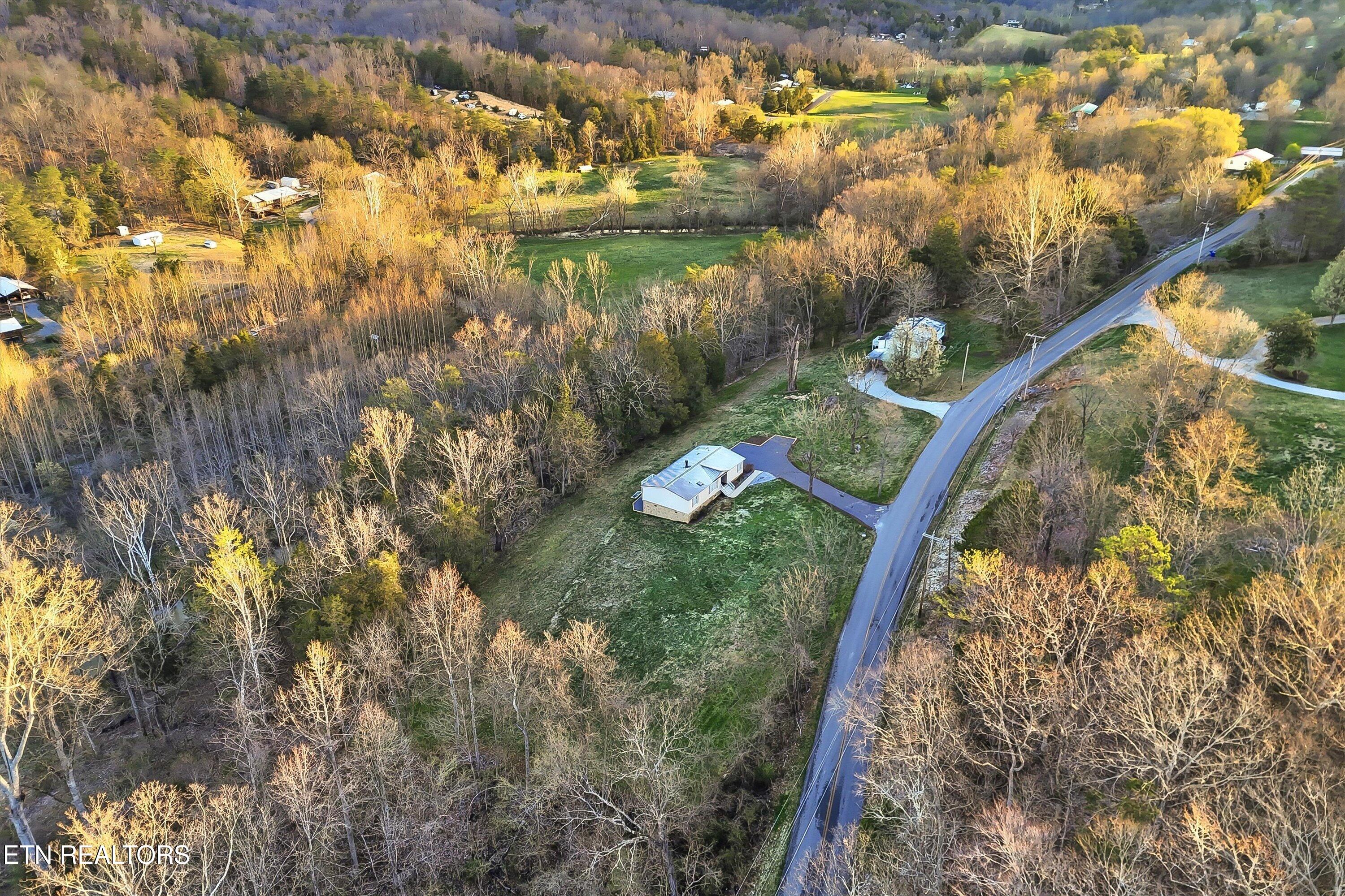 2214 Hinds Creek Road Heiskell, TN 37754 - Photo 32 of 41 Acreage