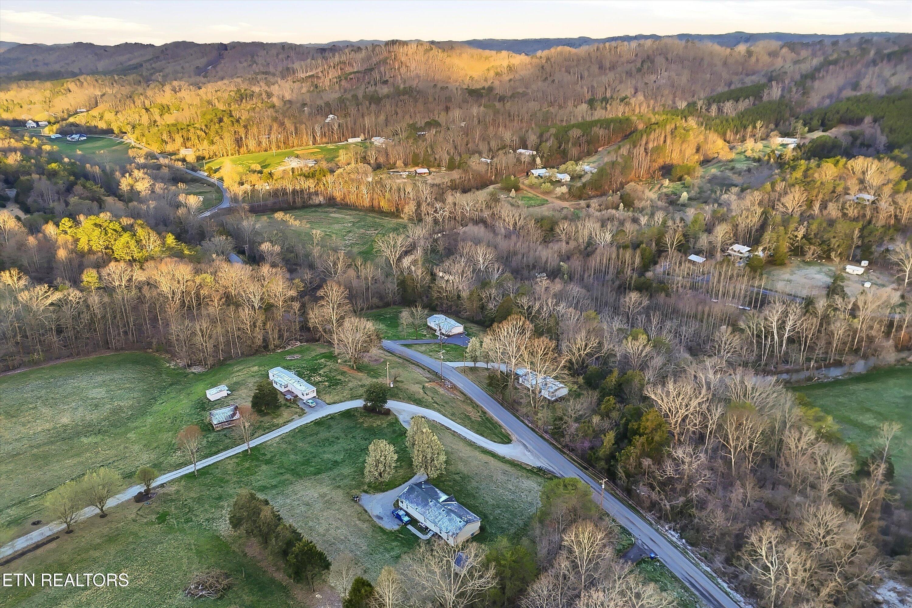 2214 Hinds Creek Road Heiskell, TN 37754 - Photo 38 of 39 Arial View