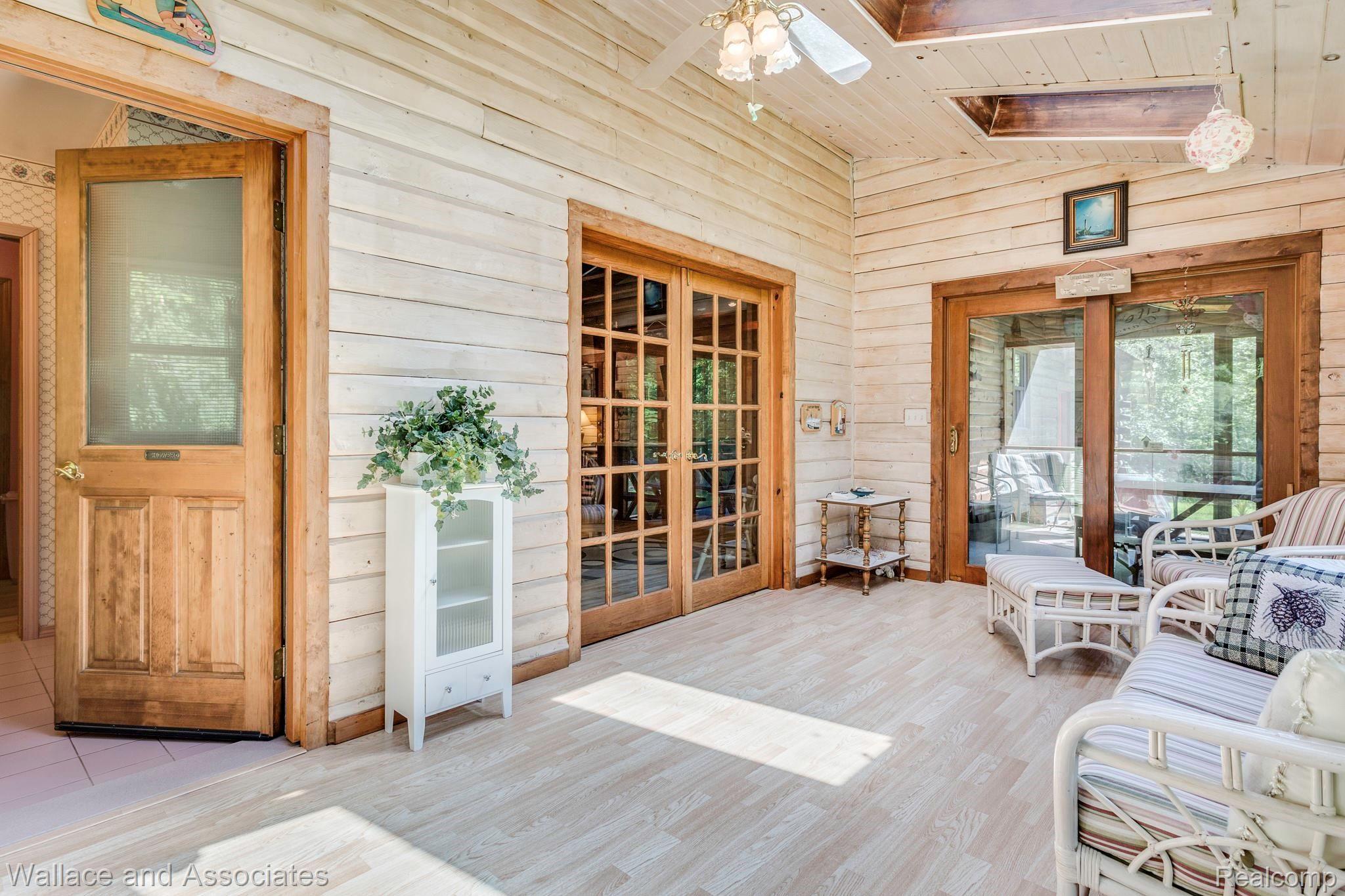 4439 Fisher Road Fort Gratiot, MI 48059 - Photo 16 of 34 Sunroom Pt.2