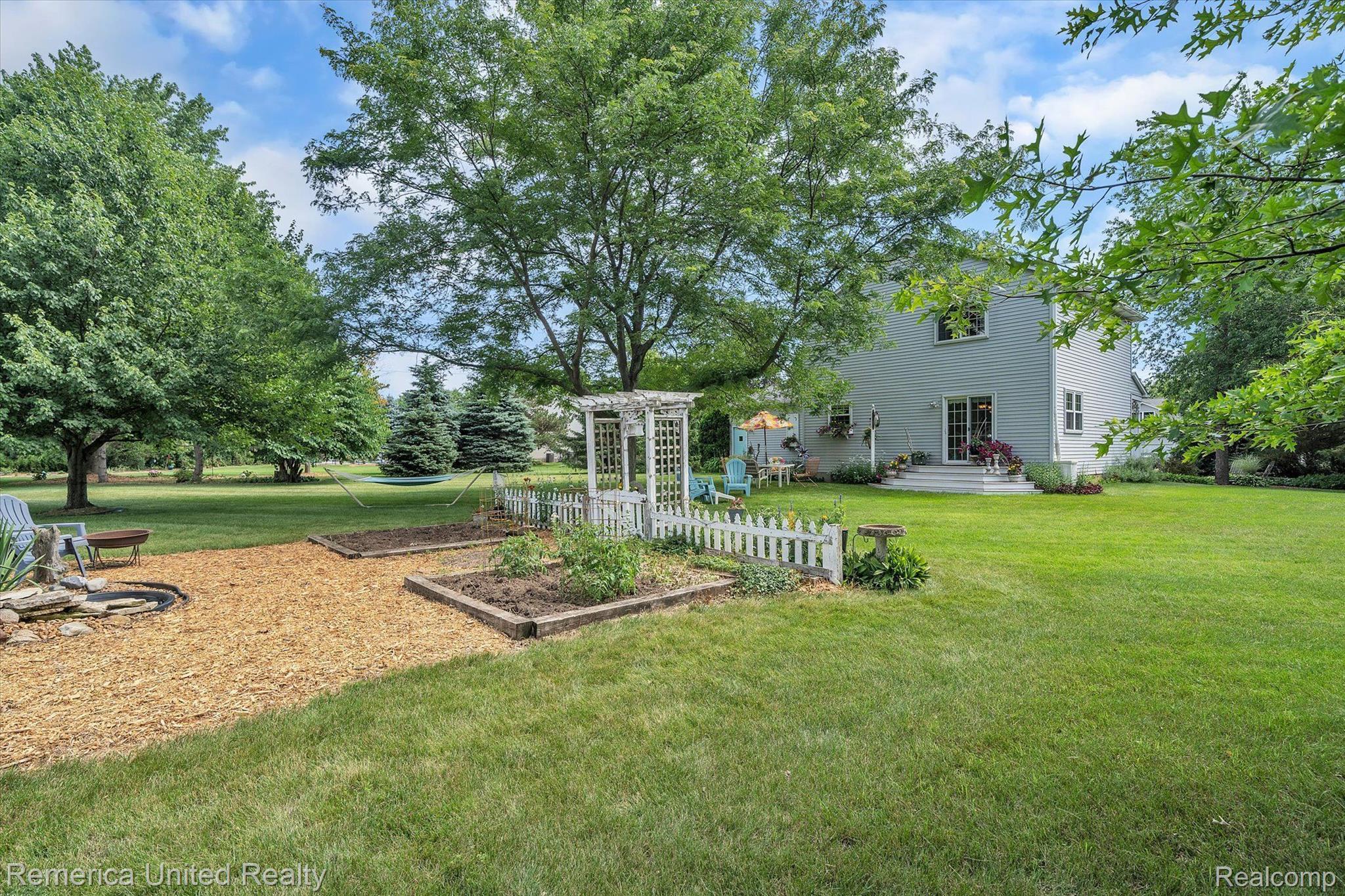 9120 Kestrel Ridge Road Brighton, MI 48116 - Photo 38 of 45