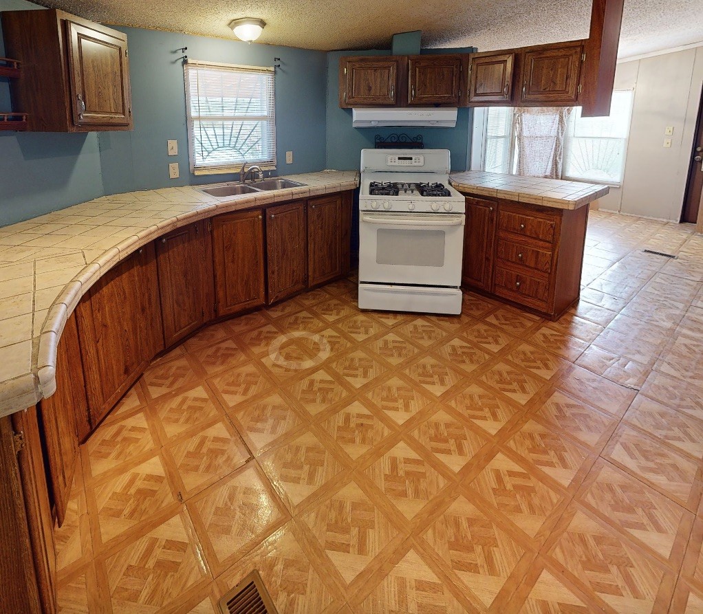 8 Copperhead Road Hernandez, NM 87537 - Photo 16 of 29 Gallery Image 16