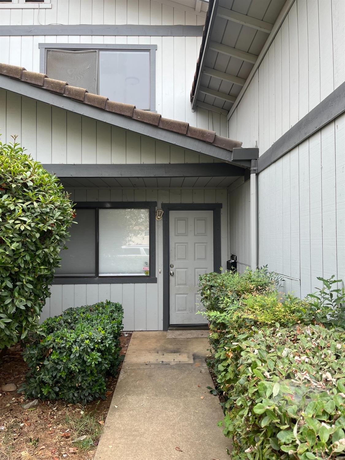10404-10406 Rockingham Drive Rancho Cordova, CA 95670 - Photo 13 of 14 Gallery Image 13