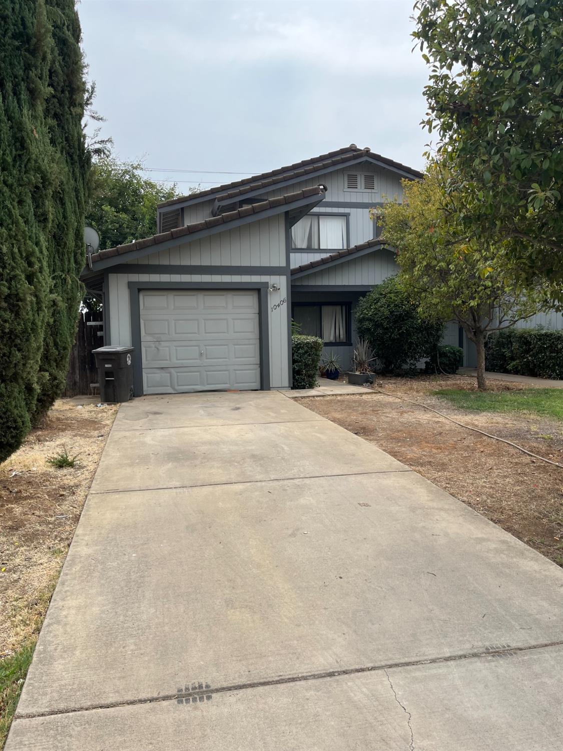 10404-10406 Rockingham Drive Rancho Cordova, CA 95670 - Photo 3 of 14 Gallery Image 3