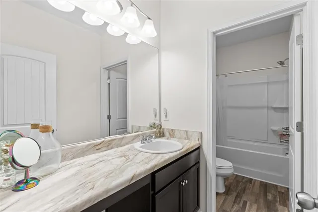 $323,000 | 586 Collington Circle, Dalton, GA 30721