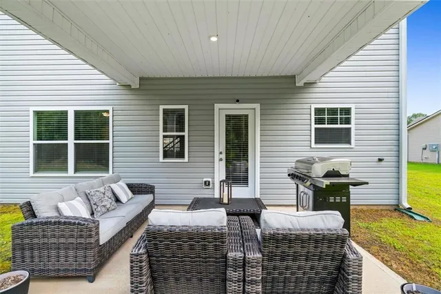 $323,000 | 586 Collington Circle, Dalton, GA 30721