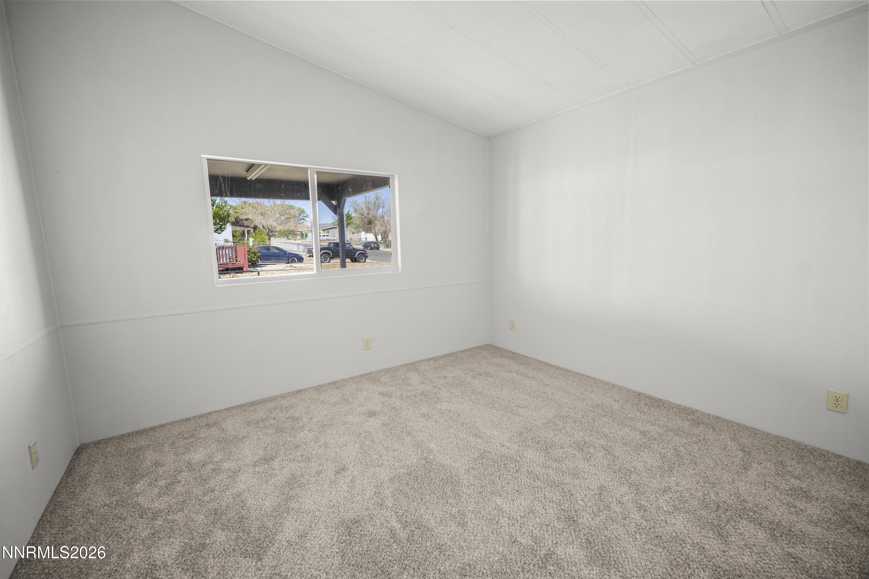 843 Silver Way Fernley, NV 89408 - Photo 18 of 20 _S1A7398