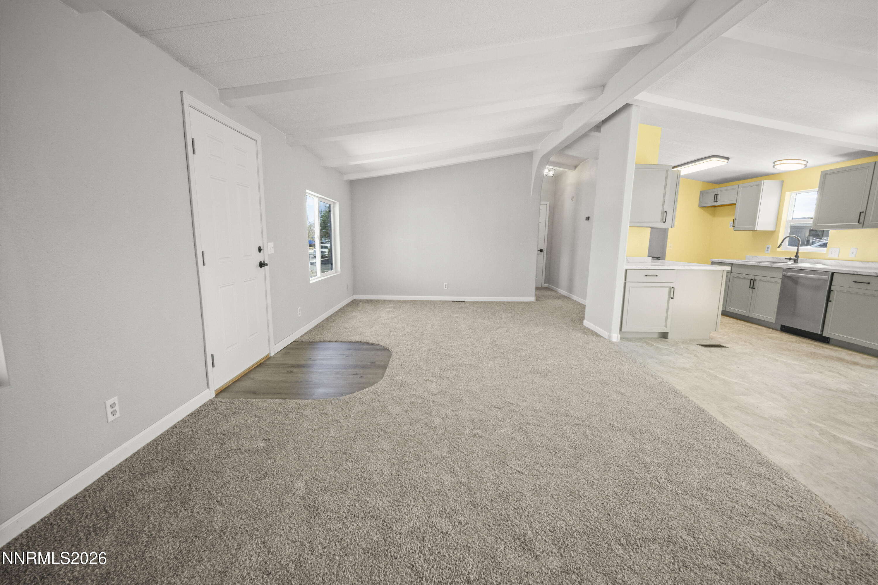 843 Silver Way Fernley, NV 89408 - Photo 4 of 20 _S1A7407 (1)