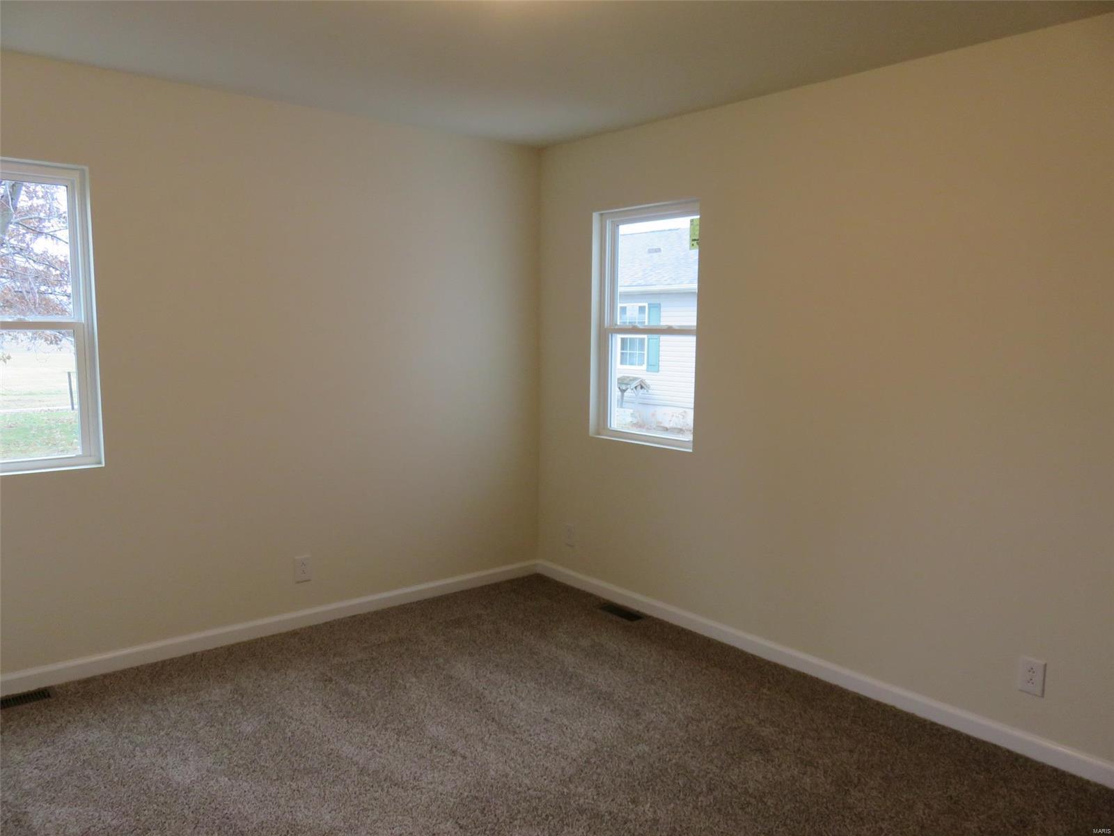 2402 Blue Ridge Road Brighton, IL 62012 - Photo 16 of 26