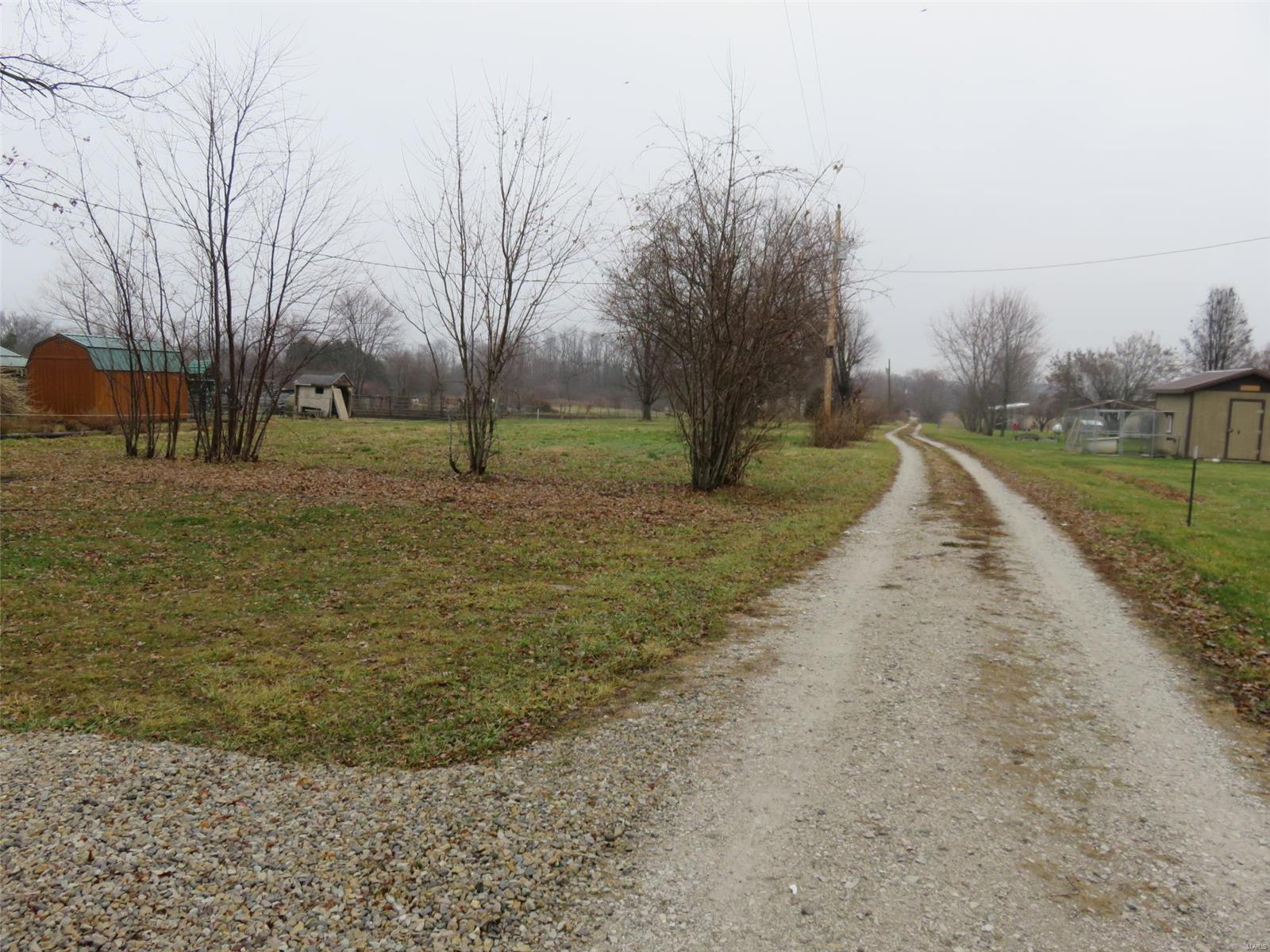 2402 Blue Ridge Road Brighton, IL 62012 - Photo 24 of 26