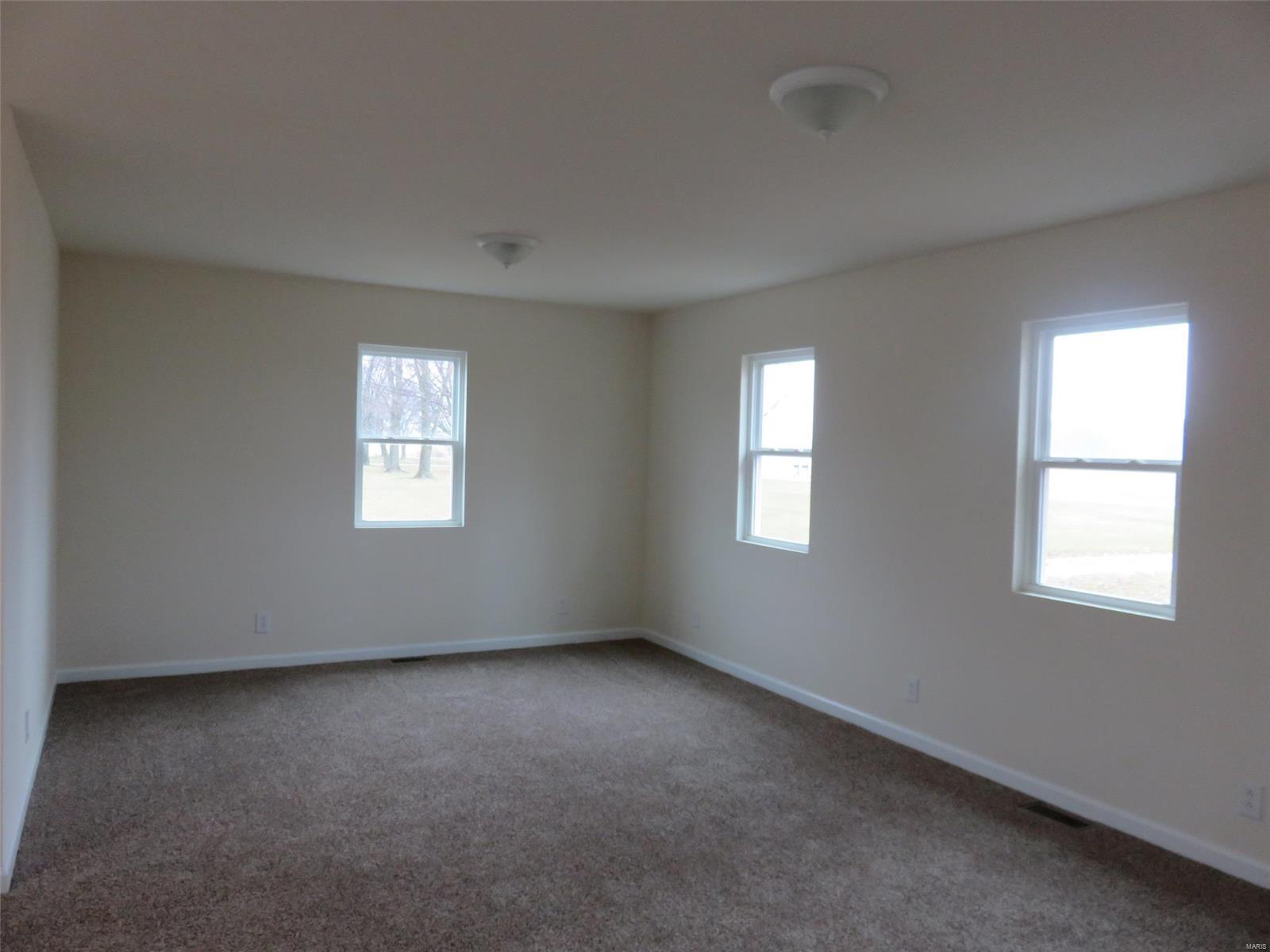 2402 Blue Ridge Road Brighton, IL 62012 - Photo 10 of 26