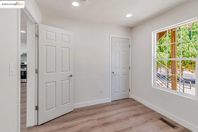 $1,025,000 | 1086 61st Street, Oakland, CA 94608