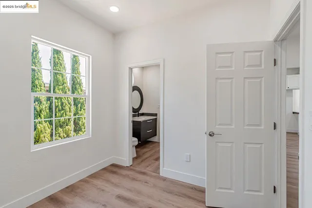 $1,025,000 | 1086 61st Street, Oakland, CA 94608