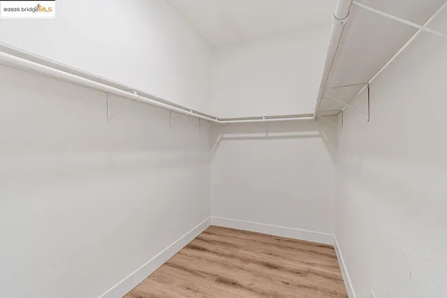 $1,025,000 | 1086 61st Street, Oakland, CA 94608