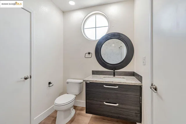 $1,025,000 | 1086 61st Street, Oakland, CA 94608