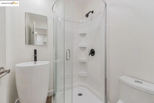 $1,025,000 | 1086 61st Street, Oakland, CA 94608