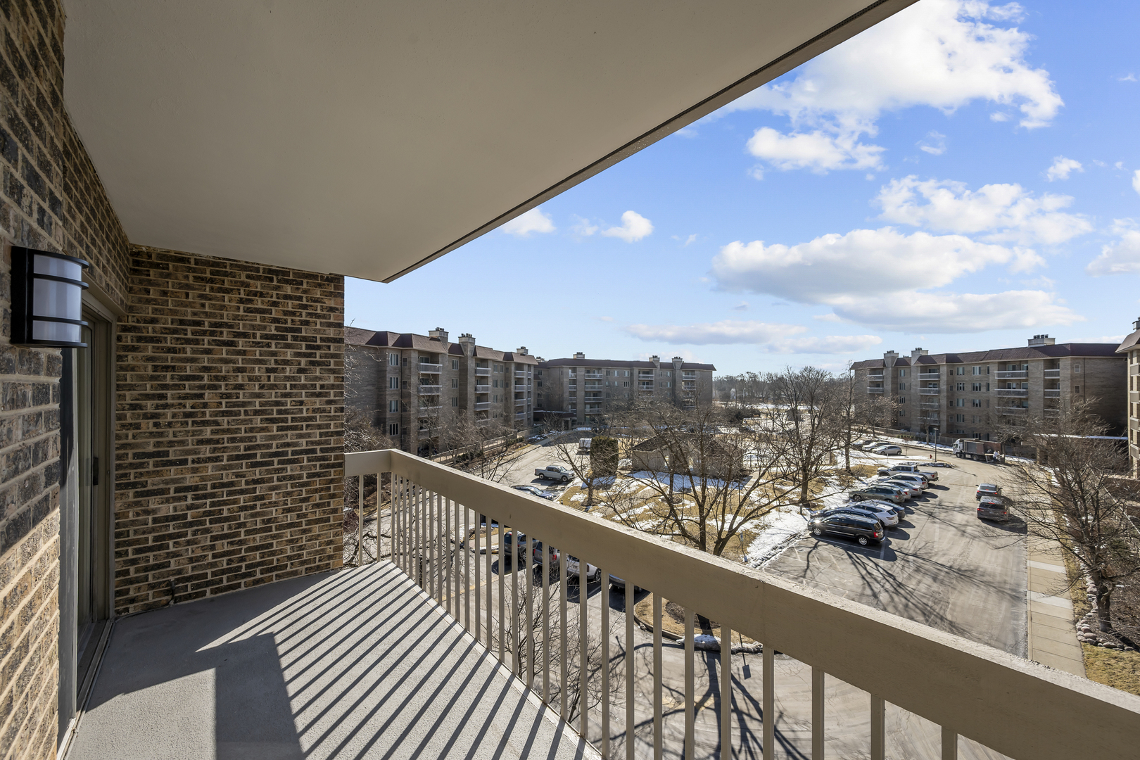 1250 Rudolph Drive, Unit 4F Northbrook, IL 60062 - Photo 7 of 15 a view of balcony with furniture