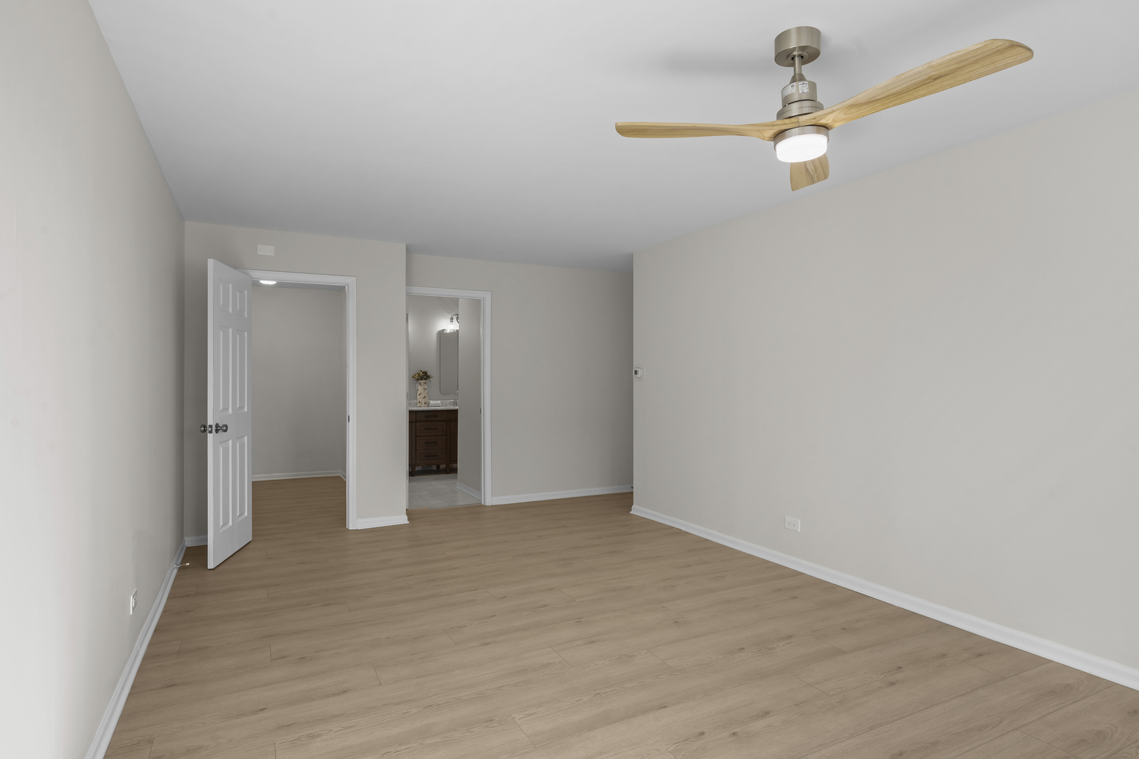 1250 Rudolph Drive, Unit 4F Northbrook, IL 60062 - Photo 8 of 15 a view of an empty room