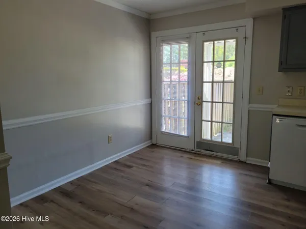 $1,200 | 119 Oakmont Drive, Unit 26, Greenville, NC 27858