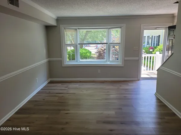 $1,200 | 119 Oakmont Drive, Unit 26, Greenville, NC 27858