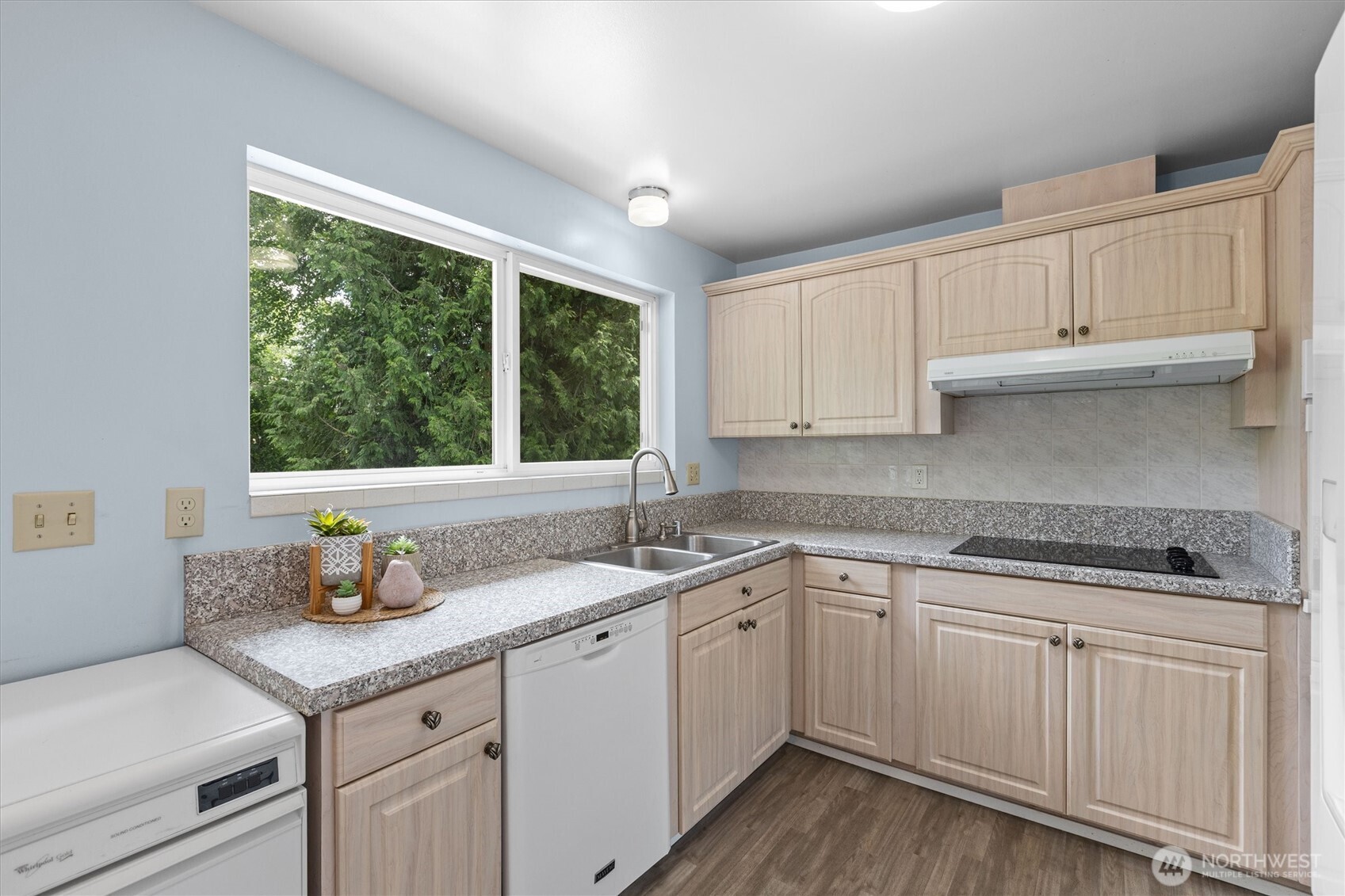 14906 110th Avenue Northeast Bothell, WA 98011 - Photo 9 of 40