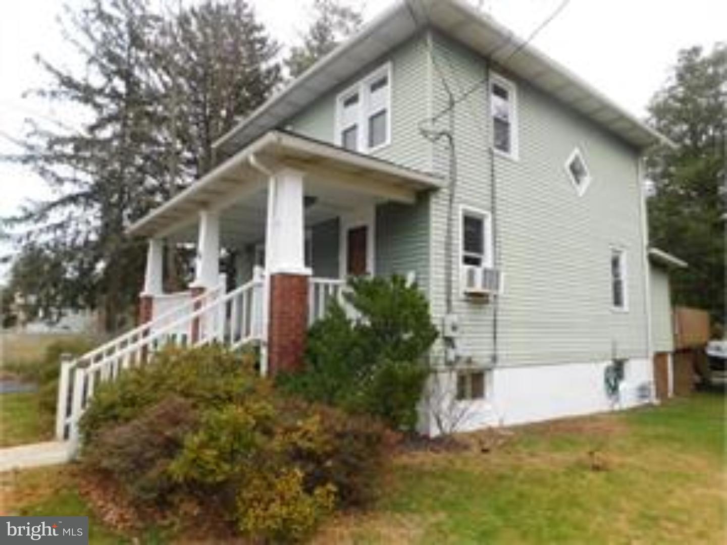 96 Blackwood Road Clementon, NJ 08021 - Photo 2 of 23 Gallery Image 2