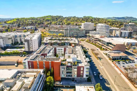 $835,000 | 555 Ygnacio Valley Road, Unit 218, Walnut Creek, CA 94596