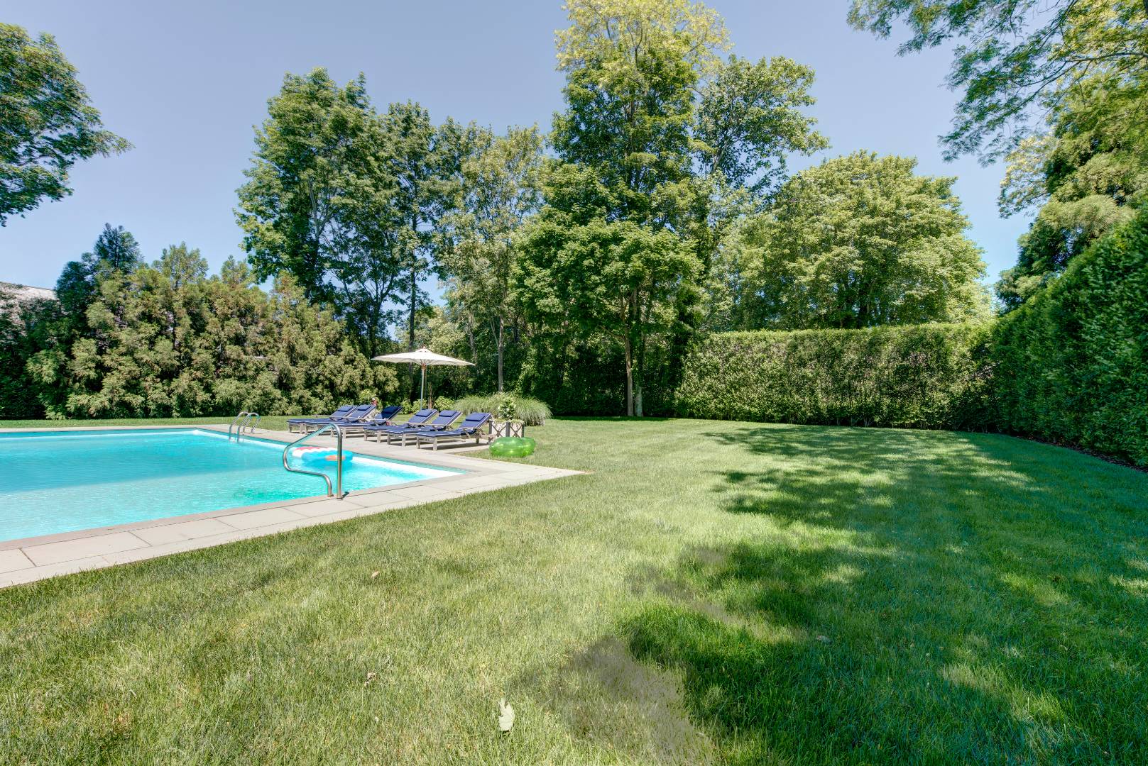 2654 Montauk Highway Bridgehampton, NY 11932 - Photo 15 of 19 a view of a golf course with a park