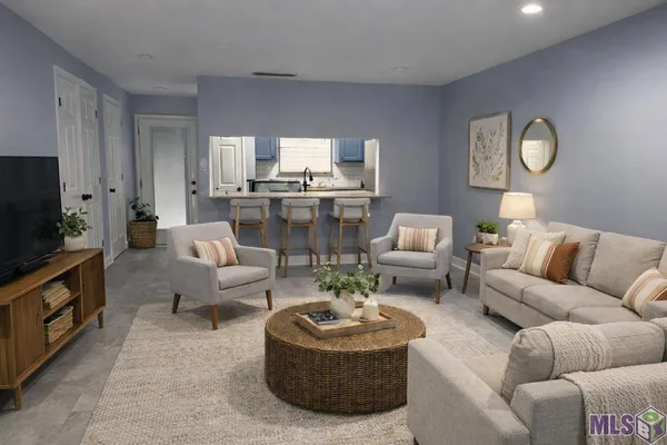 $1,600 | 15819 Maison Orleans Court, Baton Rouge, LA 70817