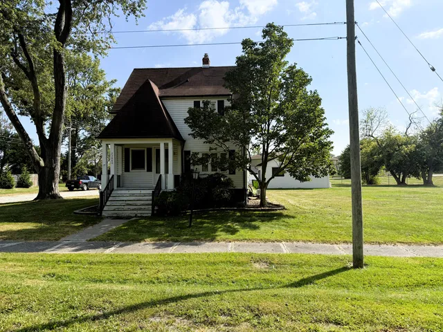 $325,000 | 23880 Shook Road, Clinton Township, MI 48035