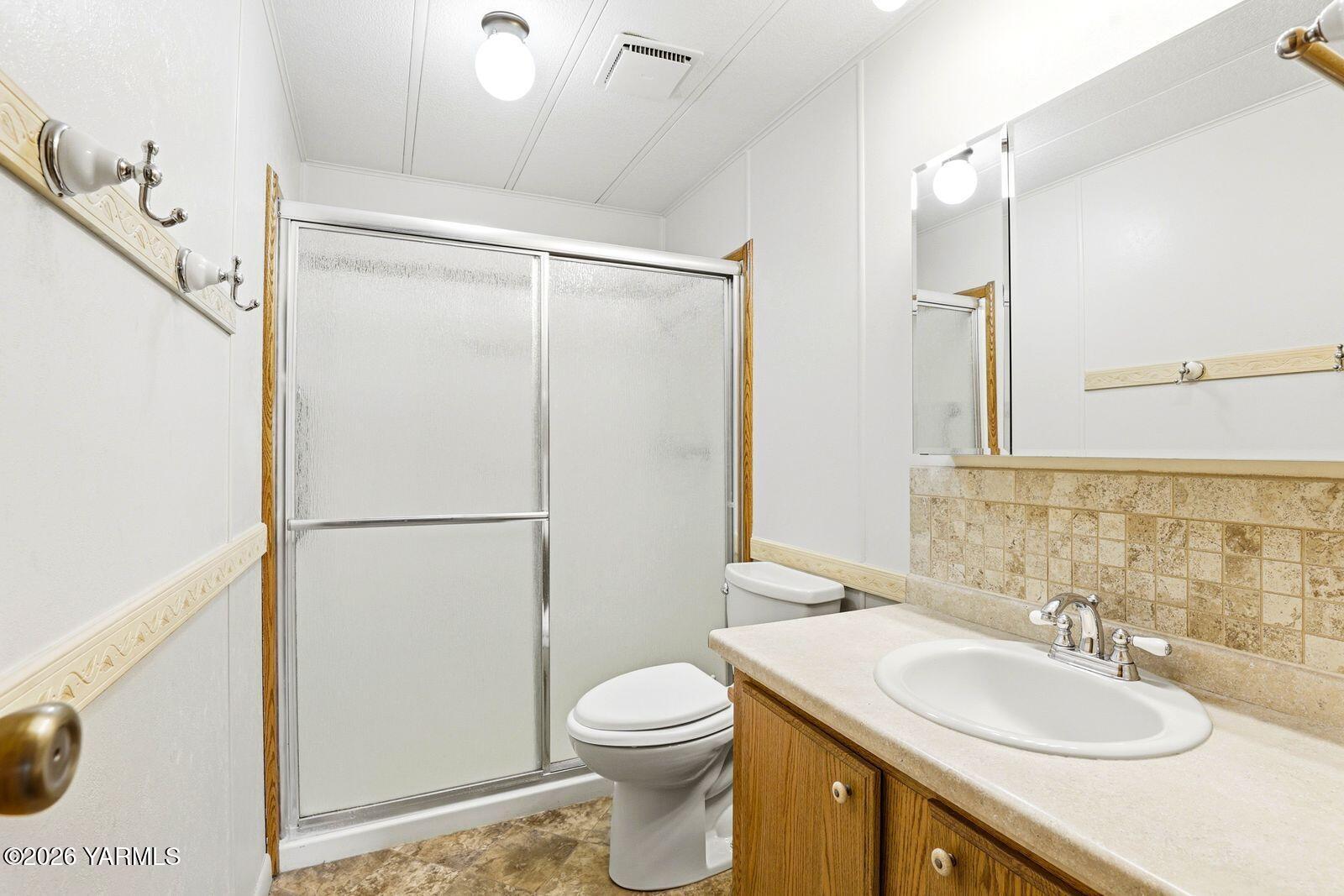 150 Dusty Puddle Road, Unit A&B Selah, WA 98942 - Photo 19 of 51 150 Dusty Puddle Rd_025