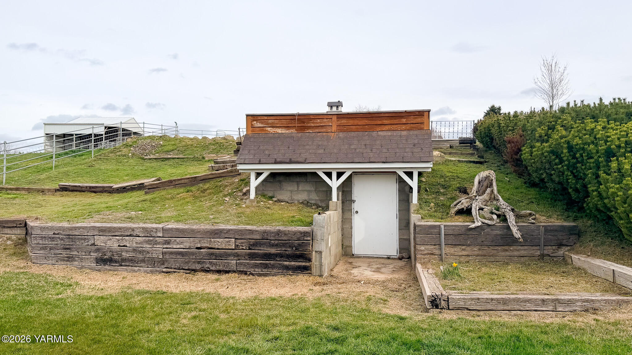 150 Dusty Puddle Road, Unit A&B Selah, WA 98942 - Photo 31 of 51 IMG_0999