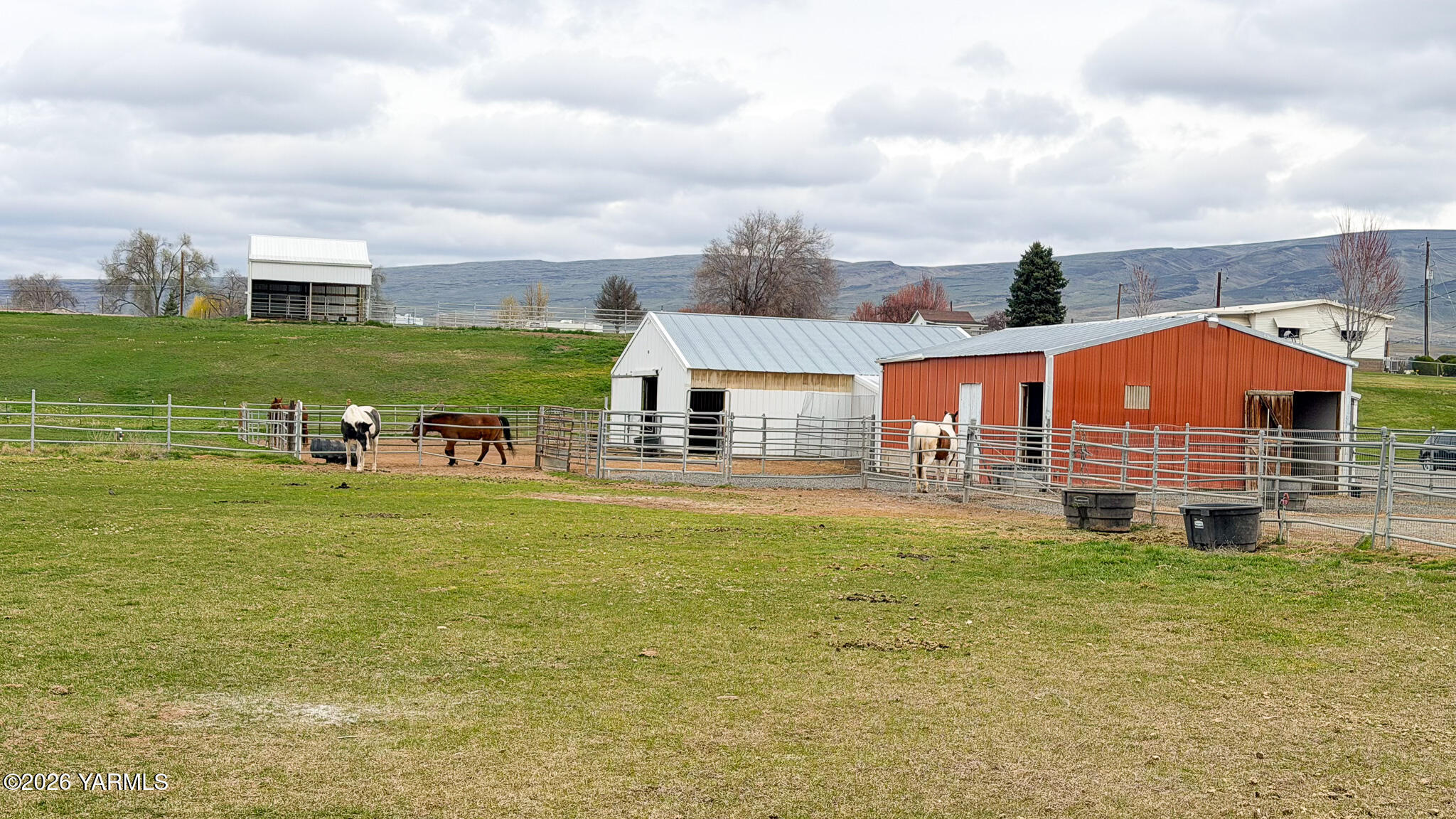 150 Dusty Puddle Road, Unit A&B Selah, WA 98942 - Photo 32 of 51 IMG_1032