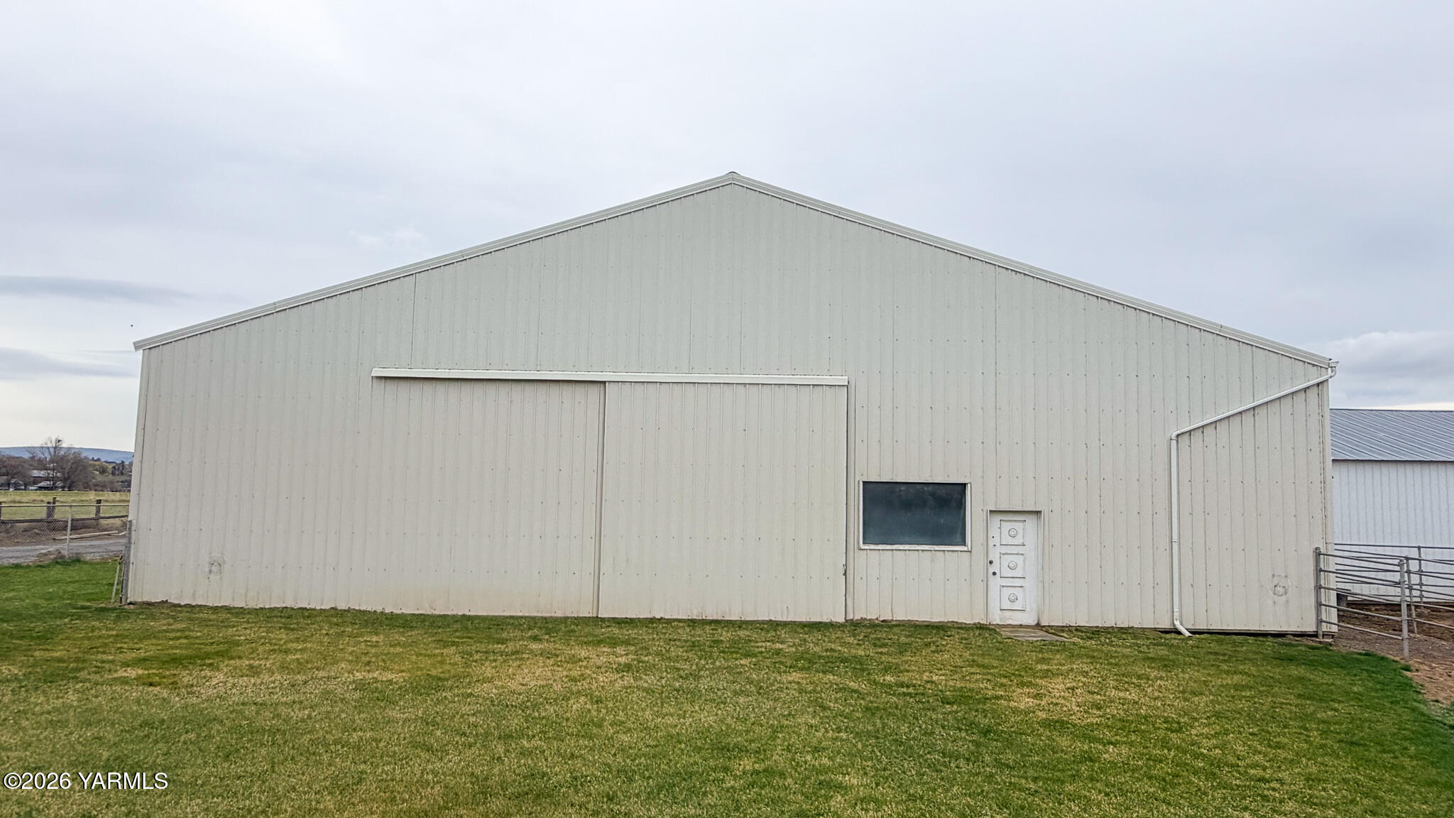 150 Dusty Puddle Road, Unit A&B Selah, WA 98942 - Photo 37 of 51 IMG_1021