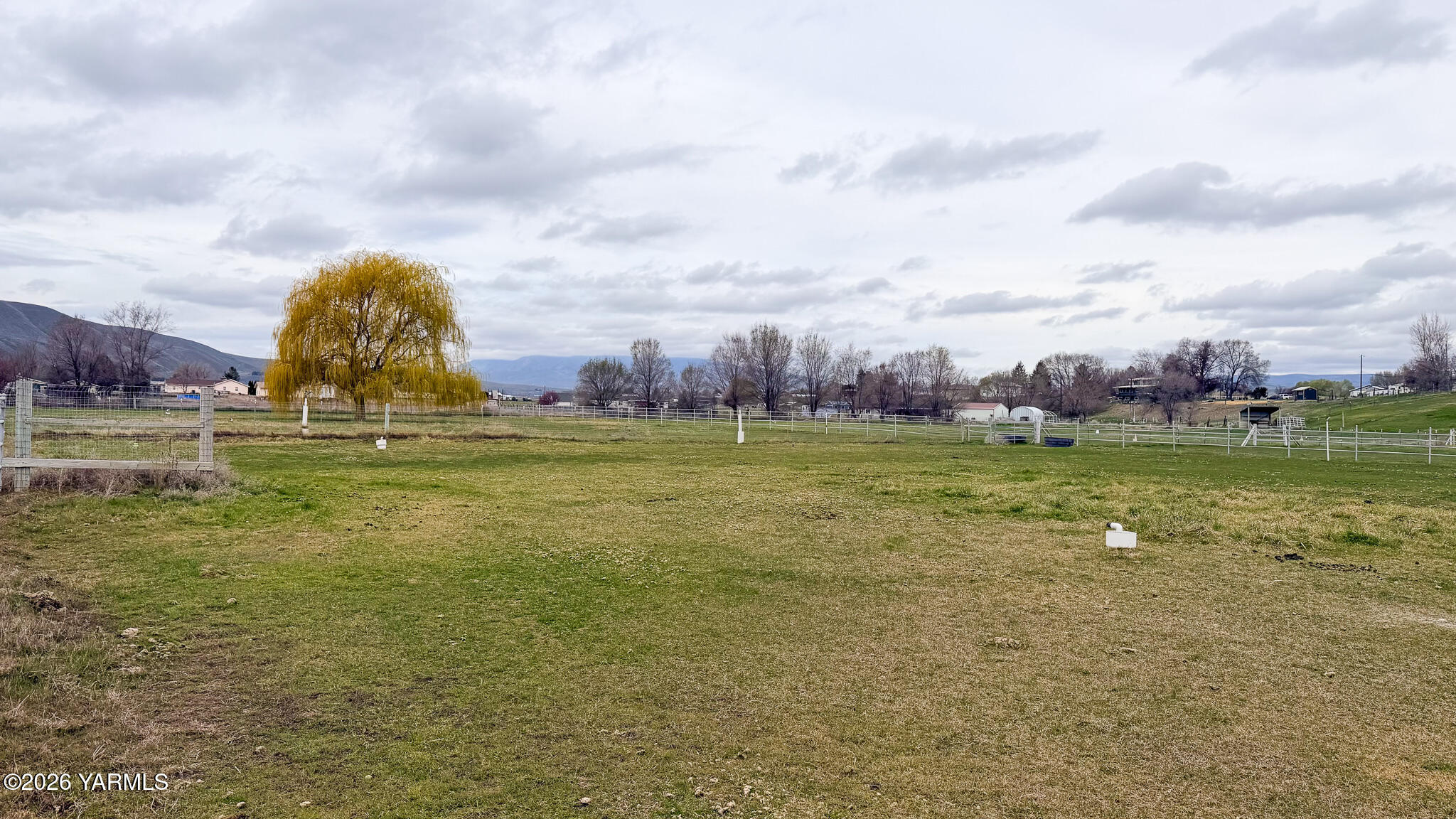 150 Dusty Puddle Road, Unit A&B Selah, WA 98942 - Photo 49 of 51 IMG_1033