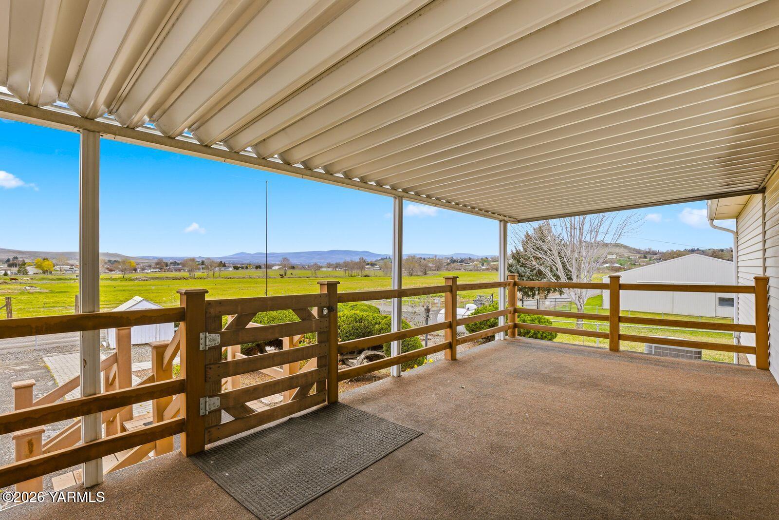 150 Dusty Puddle Road, Unit A&B Selah, WA 98942 - Photo 6 of 51 150 Dusty Puddle Rd_006