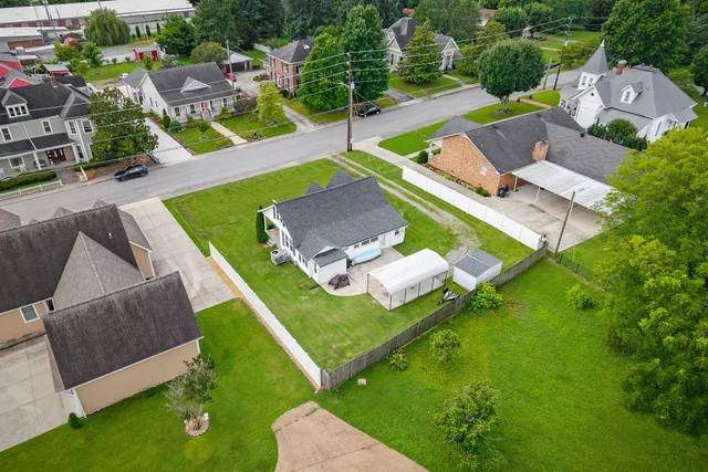 $249,000 | 304 West Main Street, Smithville, TN 37166