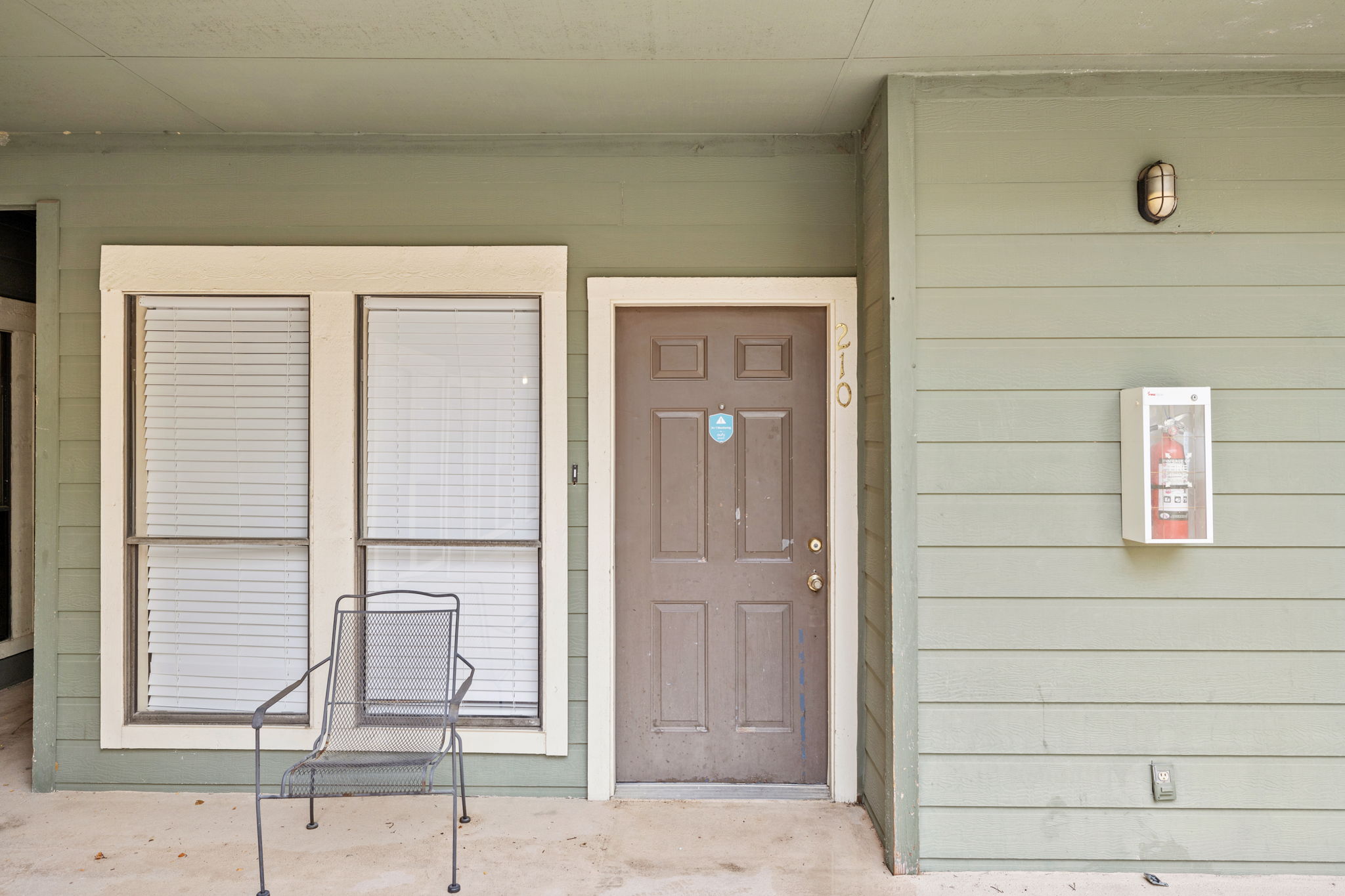 2706 Salado Street, Unit 210 Austin, TX 78705 - Photo 6 of 32