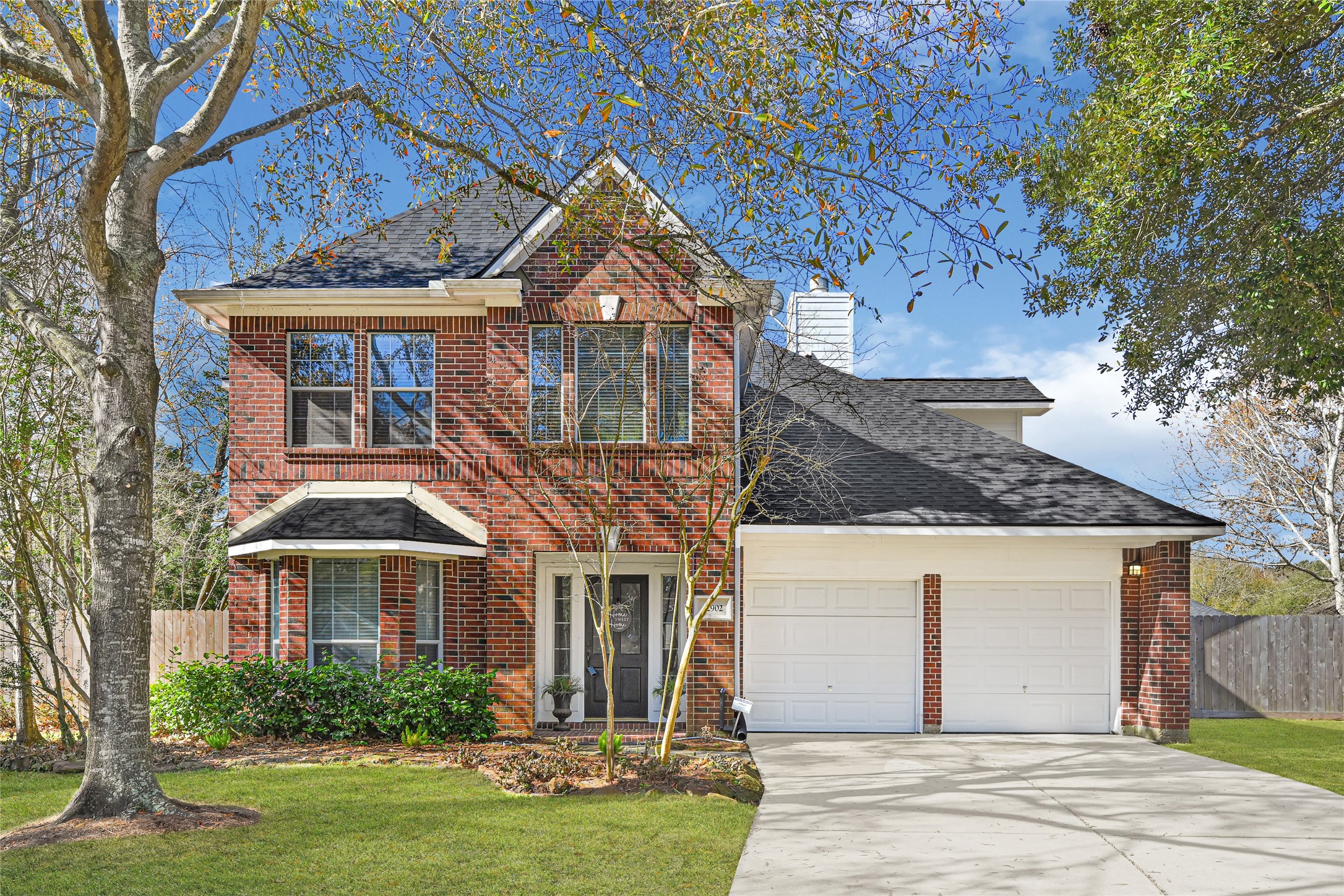 12902 Chalfield Circle Houston, TX 77044 - Photo 2 of 36