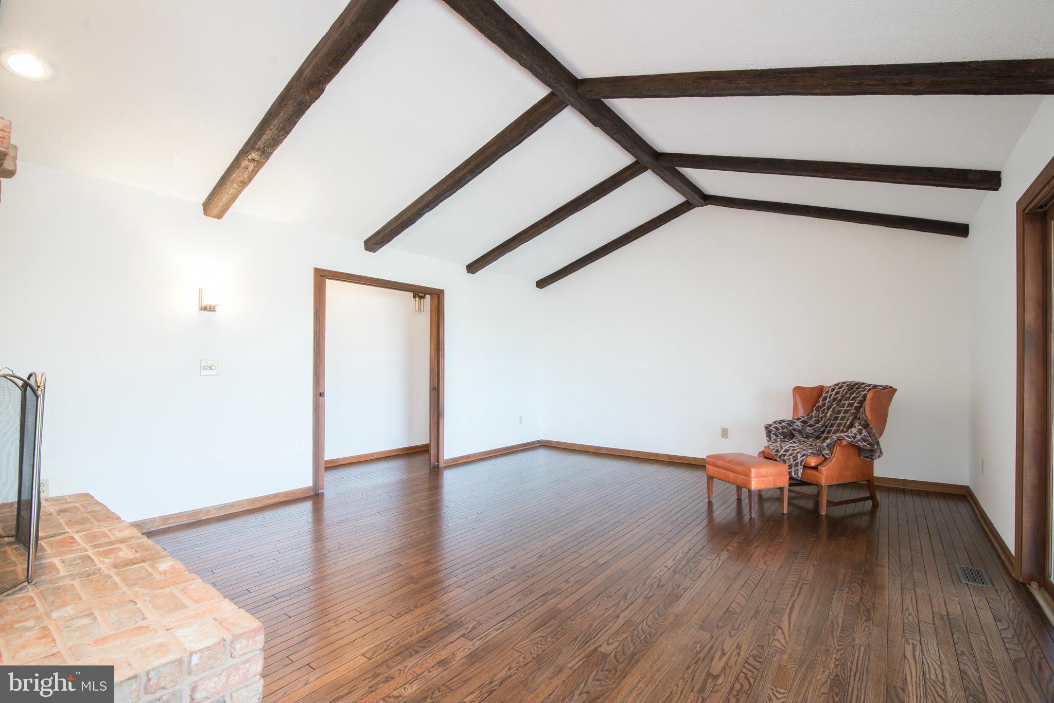 1731 Steamboat Run Road Shepherdstown, WV 25443 - Photo 8 of 30 Living Room
