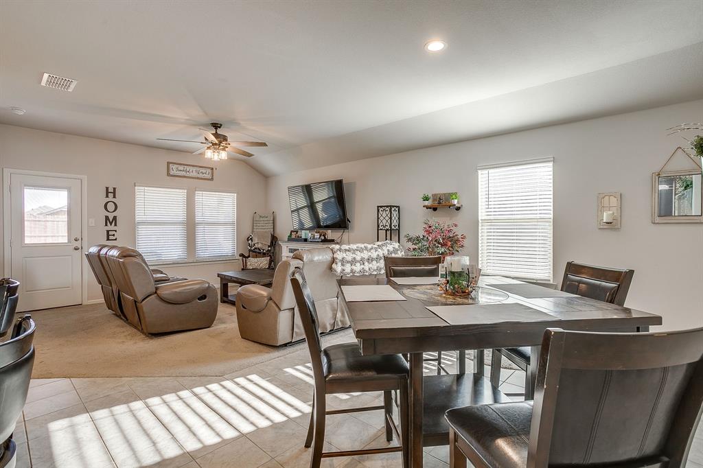 714 Rendyn Way Cleburne, TX 76033 - Photo 14 of 33