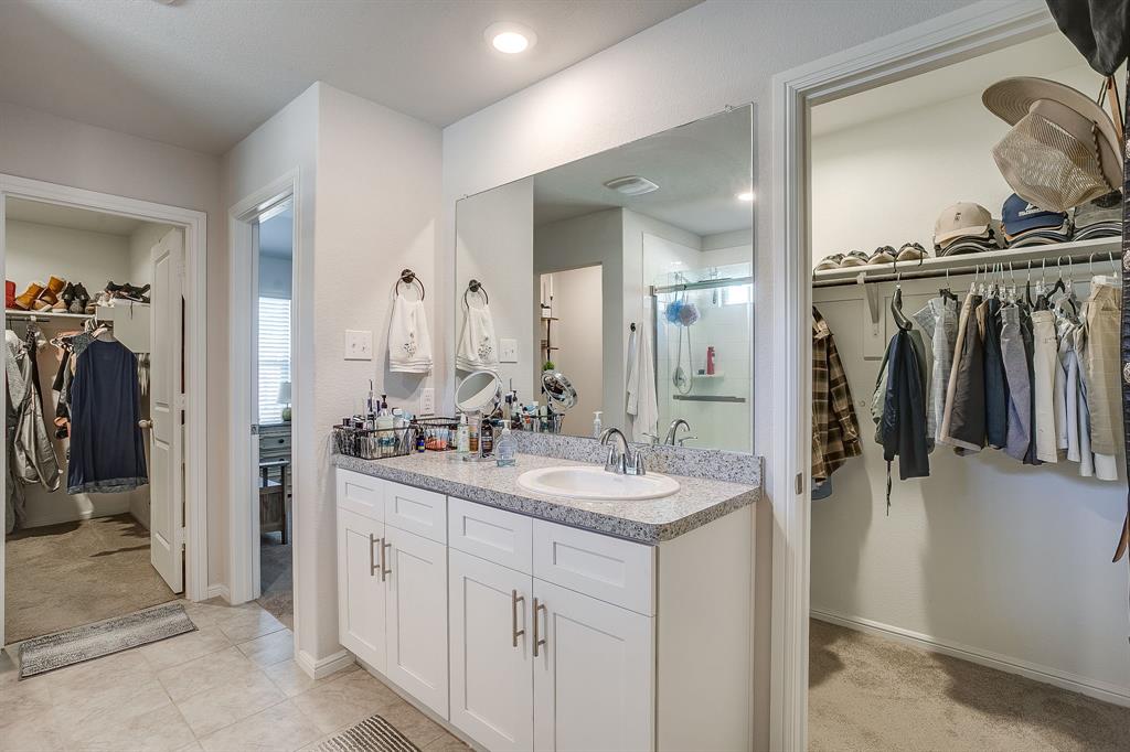 714 Rendyn Way Cleburne, TX 76033 - Photo 24 of 33