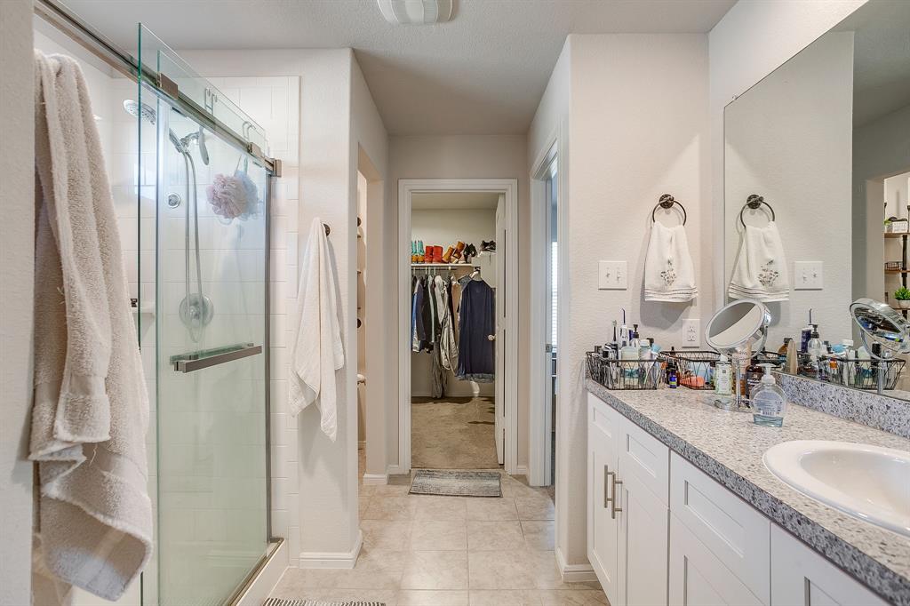 714 Rendyn Way Cleburne, TX 76033 - Photo 25 of 33