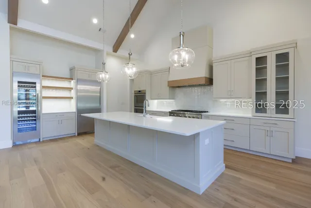 $1,650,000 | 18 Summerton Drive, Bluffton, SC 29910