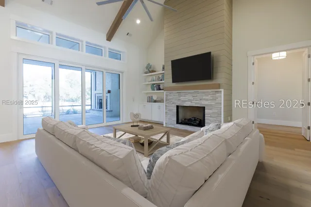 $1,650,000 | 18 Summerton Drive, Bluffton, SC 29910