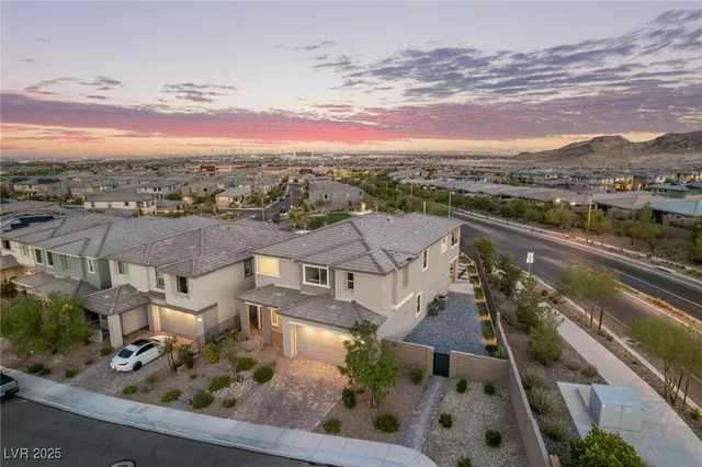 $1,499,000 | 12619 Huckleberry Oak Avenue, Las Vegas, NV 89138