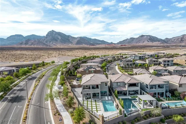 $1,499,000 | 12619 Huckleberry Oak Avenue, Las Vegas, NV 89138