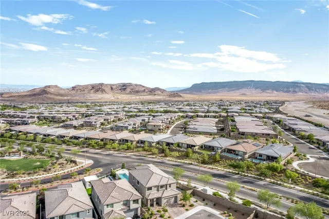 $1,499,000 | 12619 Huckleberry Oak Avenue, Las Vegas, NV 89138