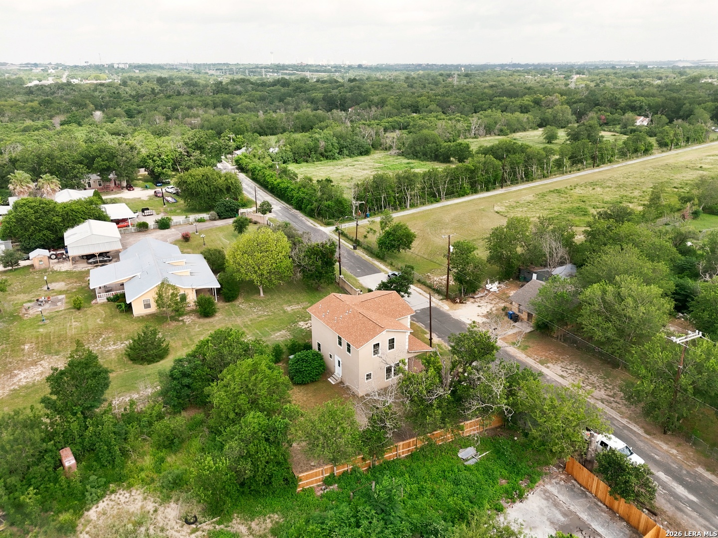 438 Cresthill Road San Antonio, TX 78222 - Photo 6 of 41